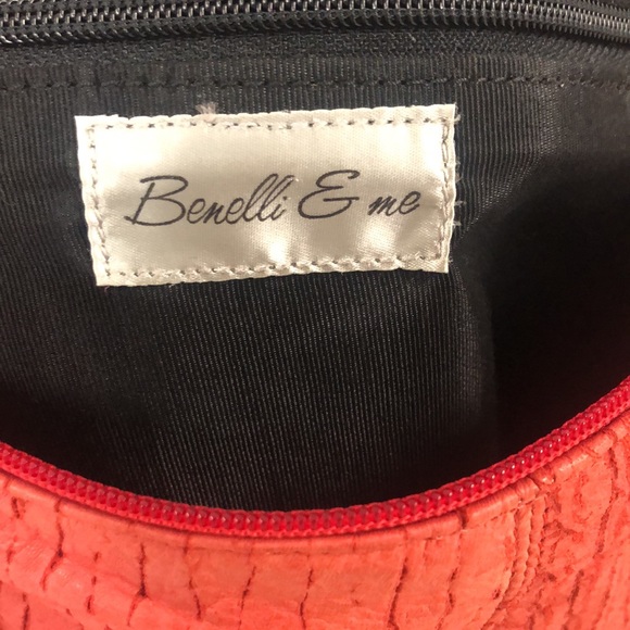 Benelli & me Hobo Leather Bag - Picture 7 of 10